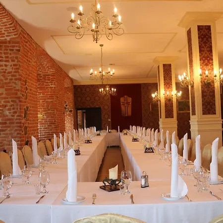 Zamek 4*